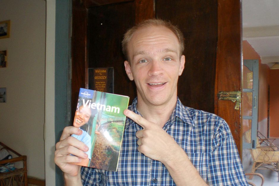 jeremy-bootleg-vietnam-lonely-planet-guidebook-cambodia