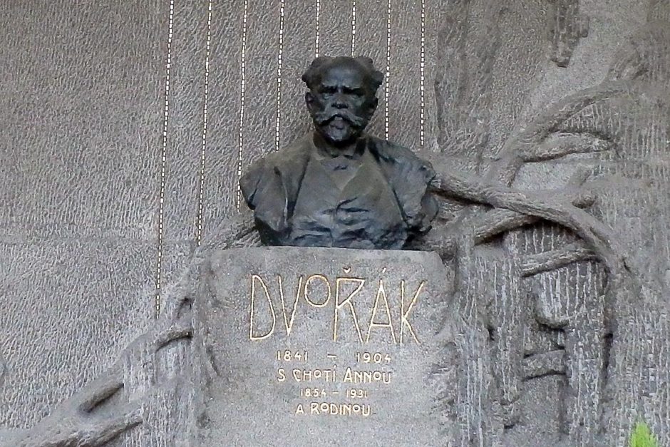 dvorak-bust-grave-vysehrad-prague