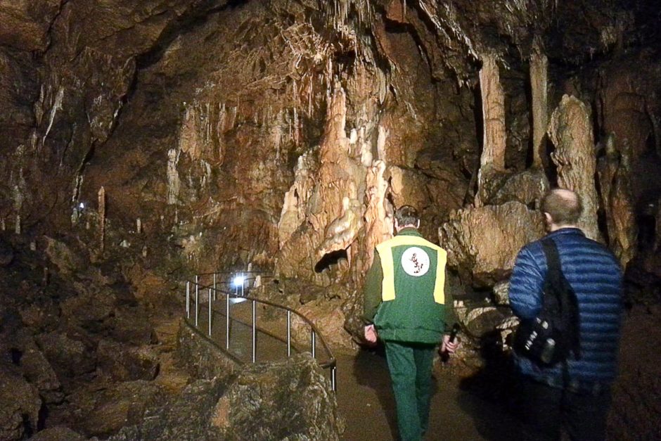 jeremy-guide-walking-josvafo-cave-tour-hungary