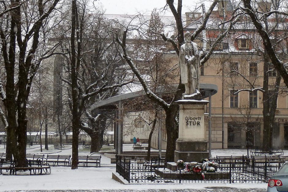 ludovit-stur-statue-snow-trees-levoca-slovakia
