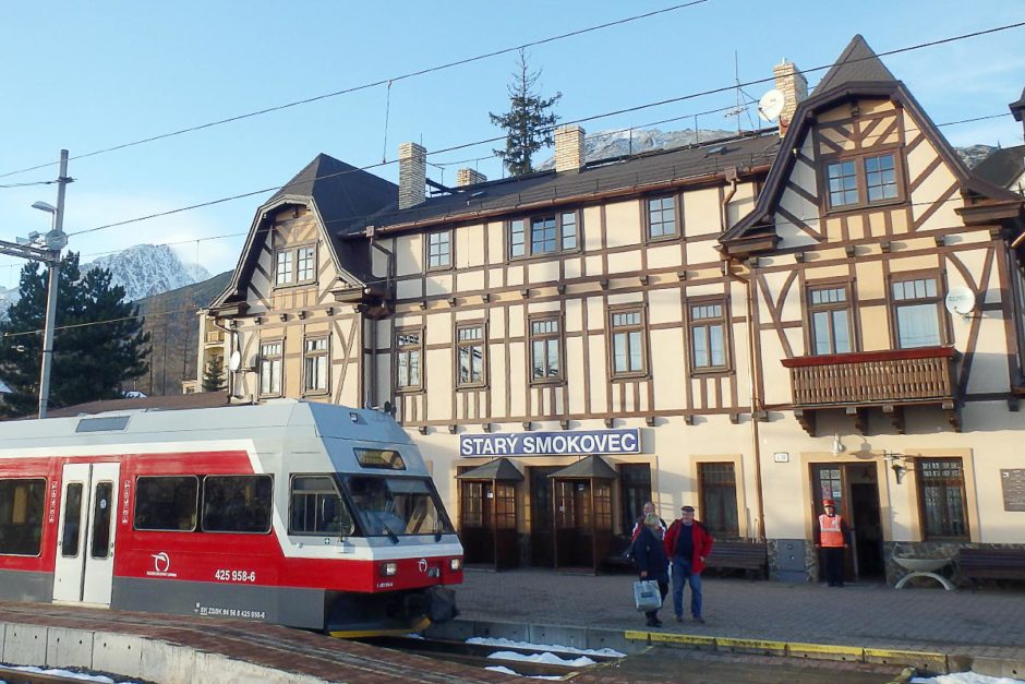 train-stary-smokovec-station-slovakia