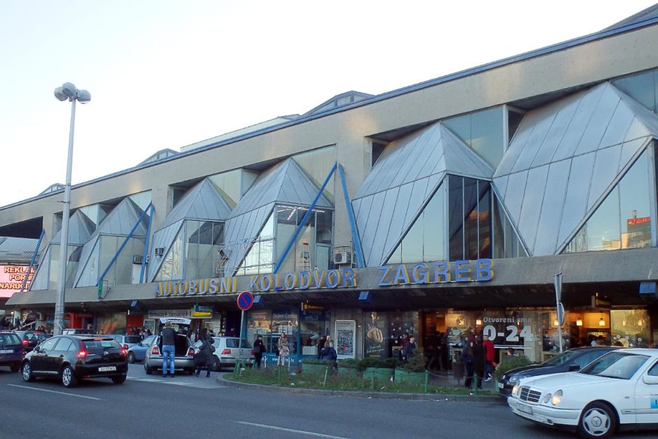 autobusni-kolodvor-zagreb-outside-building