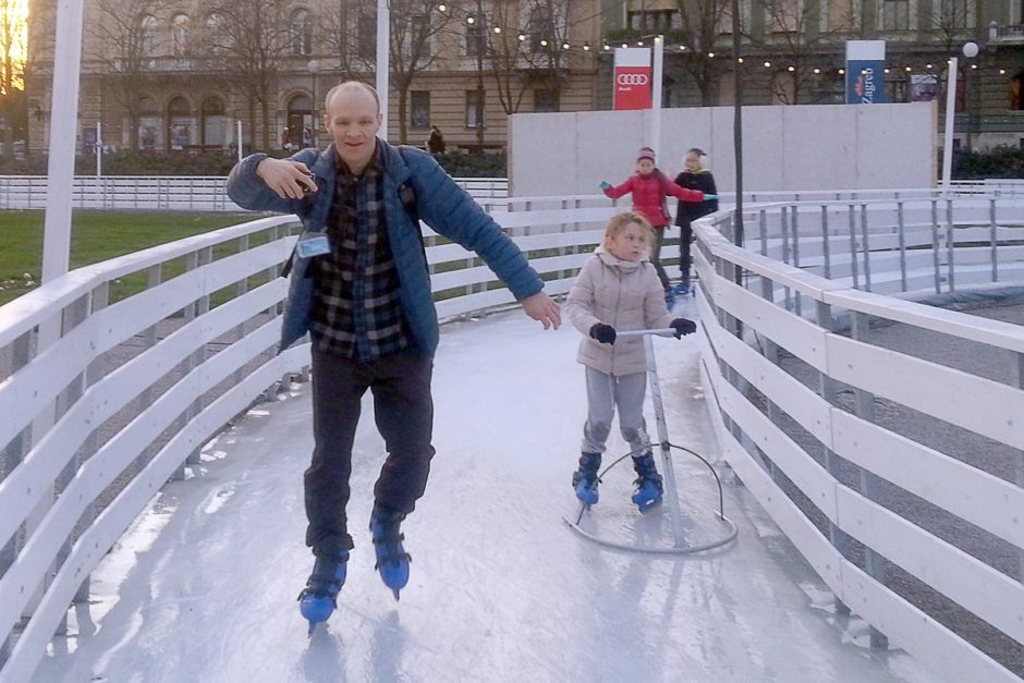 jeremy-ice-skating-zagreb-rink