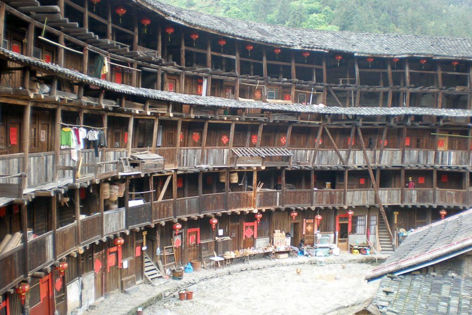 Fujian tulou houses and the perfect kindness of strangers