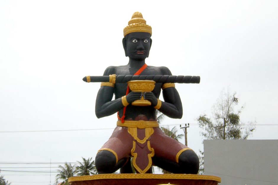 Unexplained dinosaurs and psychedelic statues by the river